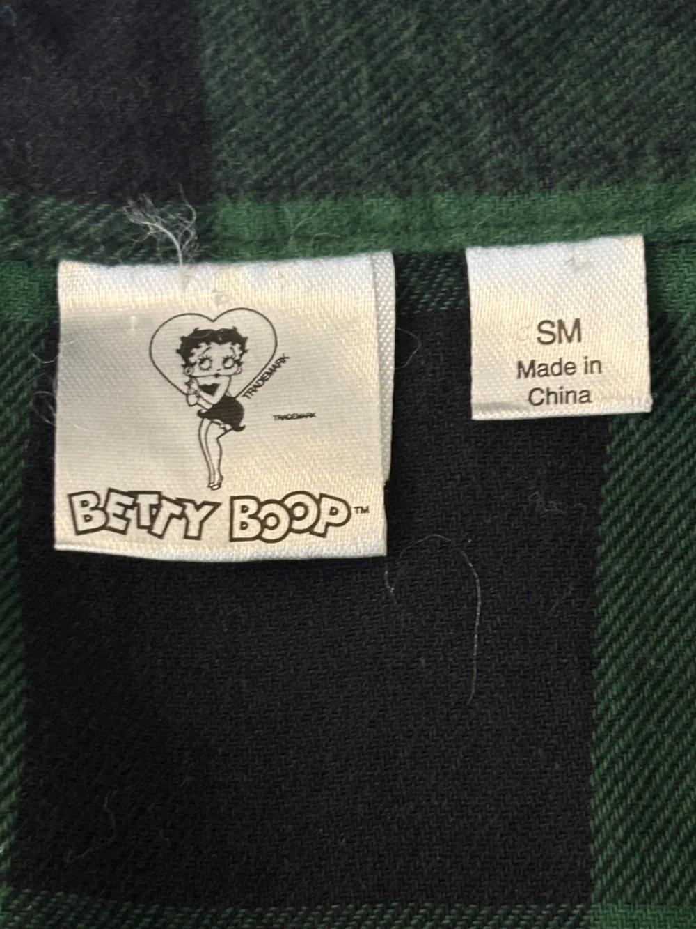 Betty Boop Green Black Buffalo Plaid Flannel Button Front Shirt Size Medium